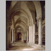 Saint-Nicolas de Blois, déambulateure, Photo Malnoury, Robert, culture.gouv.fr,.jpg