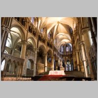 Canterbury Cathedral, photo by Ray Cashmore, flickr.jpg