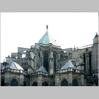 Chartres, 54, Chor Ostteil von NO, Foto Heinz Theuerkauf, ShiftN.jpg