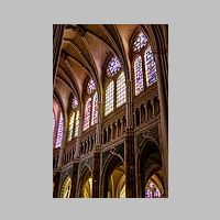 Chartres, photo Mathew Winchester, flickr.jpg