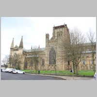 Durham Cathedral, photo Carla Brain, Wikipedia.jpg