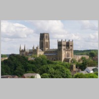 Durham Cathedral, photo mattbuck, Wikipedia.jpg