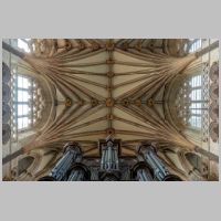 Exeter Cathedral, photo Boris Roman Mohr, flickr,17.jpg