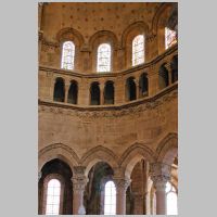 Cathédrale Saint-Mammès de Langres, photo mcid.mcah.columbia.edu, chevet triforium.png