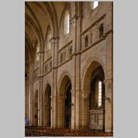 Cathédrale Saint-Mammès de Langres, photo mcid.mcah.columbia.edu,5.png