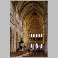 Cathédrale Saint-Mammès de Langres, photo mcid.mcah.columbia.edu,6.png