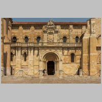 San Isidoro de Leon, photo Boris Roman Mohr, flickr,3.jpg