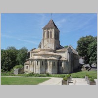 Eglise Saint-Hilaire de Melle, photo Havang(nl), Wikipedia.JPG