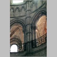Noyon,  Kathedrale, Chor, Foto Heinz Theuerkauf.jpg