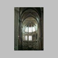 Noyon, Kathedrale, N-Querhaus, Blick von S, Foto Heinz Theuerkauf.jpg