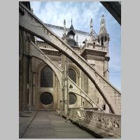Paris, Cathédrale, photo mcid.mcah.columbia.edu, north transept, east side, from chevet gallery roof.png