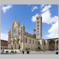 Siena, photo Raimond Spekking, Wikipedia.jpg