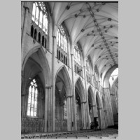 York Minster, photo by Heinz Theuerkauf,23a.jpg